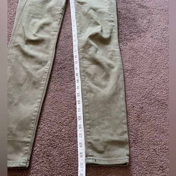 True Religion Jennie Curvy Skinny Jeans - Picture 10 of 10